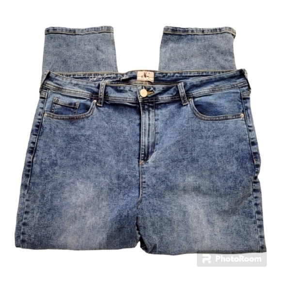 D/C jeans Penningtons acid wash notched hem ankle jeans - Picture 2 of 10